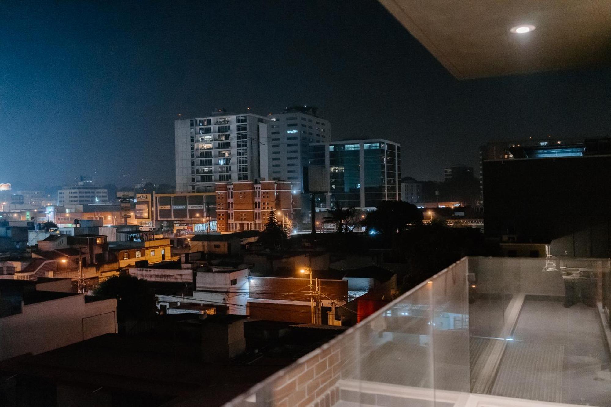Apartamento Exclusivo Ciudad De Guatemala Zona 10 Exterior photo